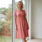 👗💙 50% ALENNUS TÄNÄÄN! ✨ Naisten V-pääntie lyhythihainen pitkä mekko 🌸 Tyylikäs väljä istuvuus, mukava kangas ja vaivaton arkitrendi