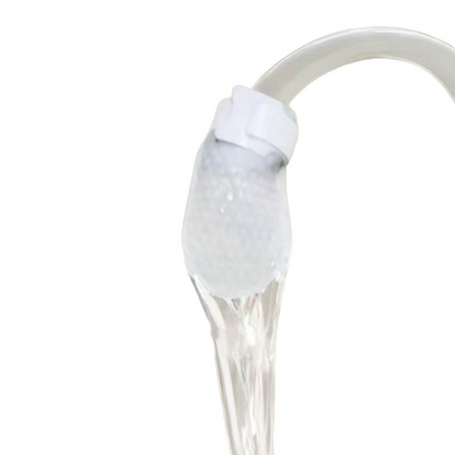 🚰 NYT 50 % ALE! 🧼 Roiskesuojattu keittiöhanasuodatin sedimentin ja ruosteen poistoon – 360° kääntyvä ja helppo asentaa – Vähentää kloorin hajua, sopii useimpiin hanoihin – puhtaampaa vettä ja vähemmän sotkua 💧.