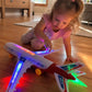 ✈️ DESCONTO DE 50% POR TEMPO LIMITADO! 💡 Modelo de avião elétrico com som e luzes LED – Interativo, apelativo, resistente ✨